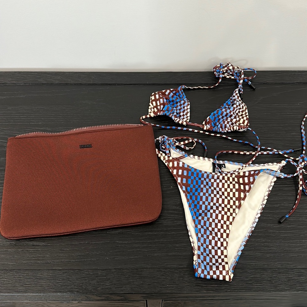 Triangl vinca bikini size medium worn once with pouch !